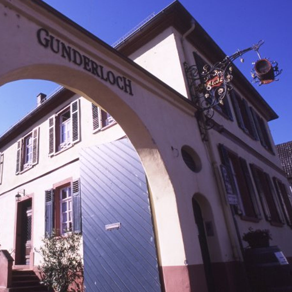 Gunderloch Winery Entrance