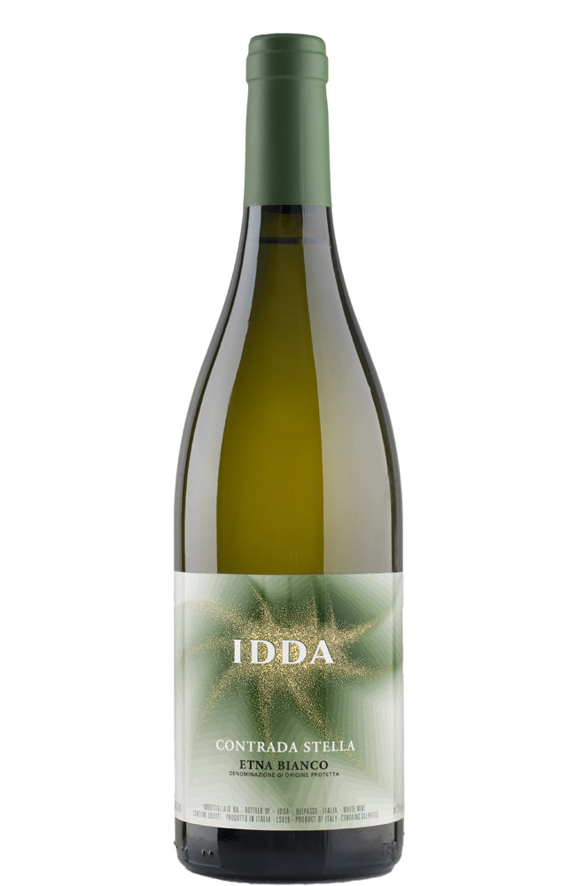 Bottle of IDDA Contrada Stella Etna Bianco on a white background